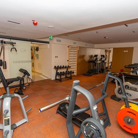 Hotel Golden Palace Shkodër 外观 照片